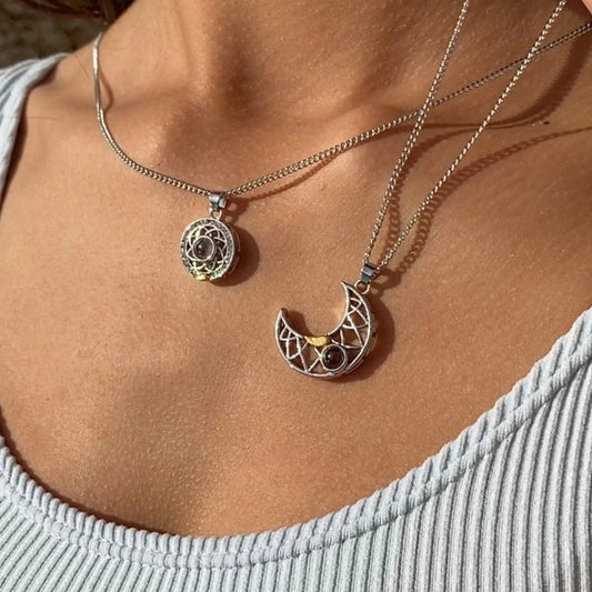 Collar Sol Y Luna Con 100 Idiomas